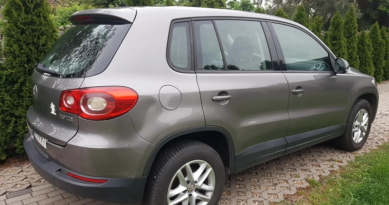 Volkswagen Tiguan cena 22800 przebieg: 416000, rok produkcji 2009 z Suwałki małe 191